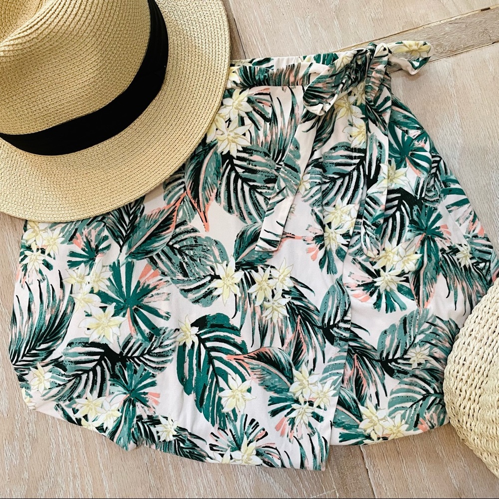 Tropical print wrap midi skirt. Gypsy & Jade NWT